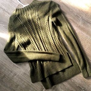 Knitted Crew Neck Sweater